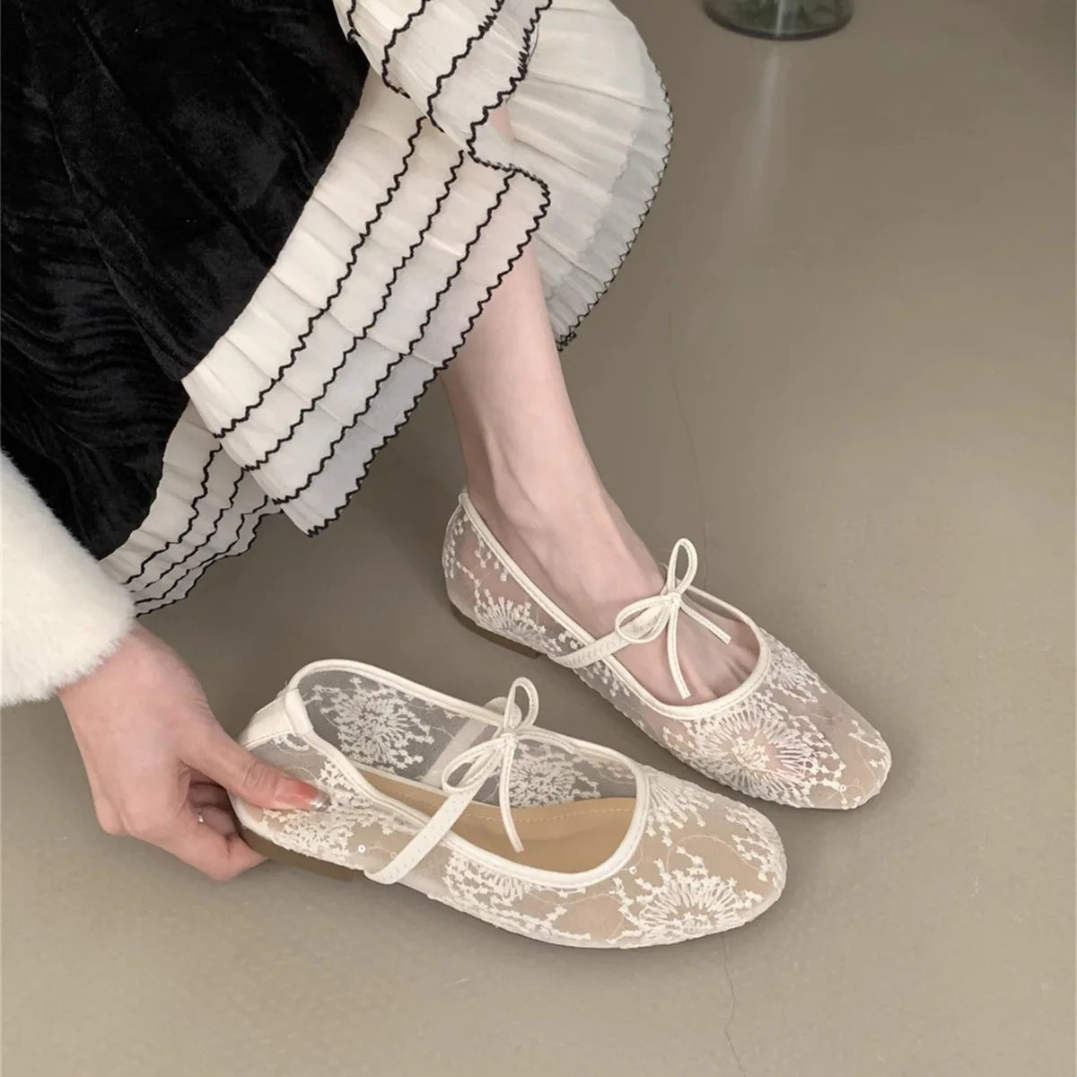 Saskia geborduurde mesh ballerina’s