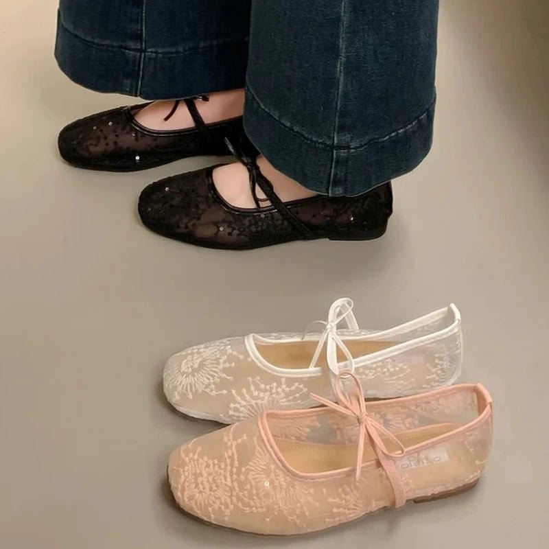 Saskia geborduurde mesh ballerina’s