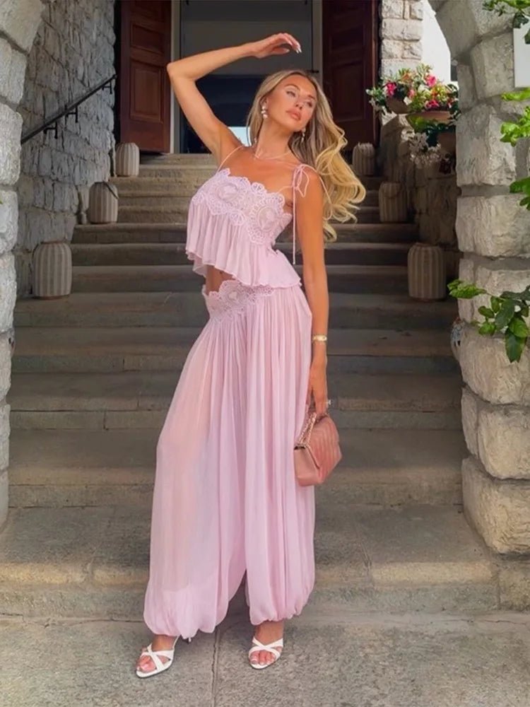 Sophia-set met kanten crop top met bloemen en ruches en broek