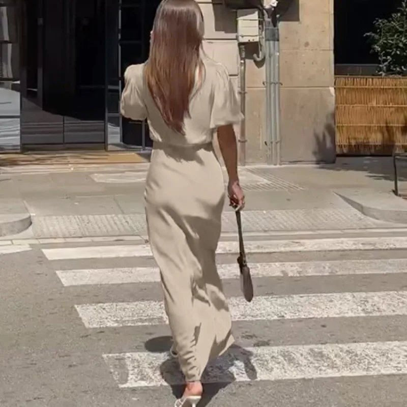 Sophia maxi-jurk met pofmouwen en vetersluiting
