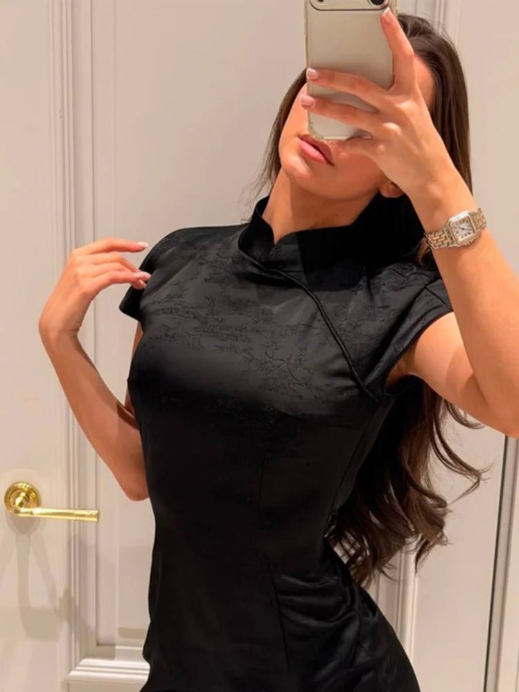 Talia satijnen jurk met kanten kraag