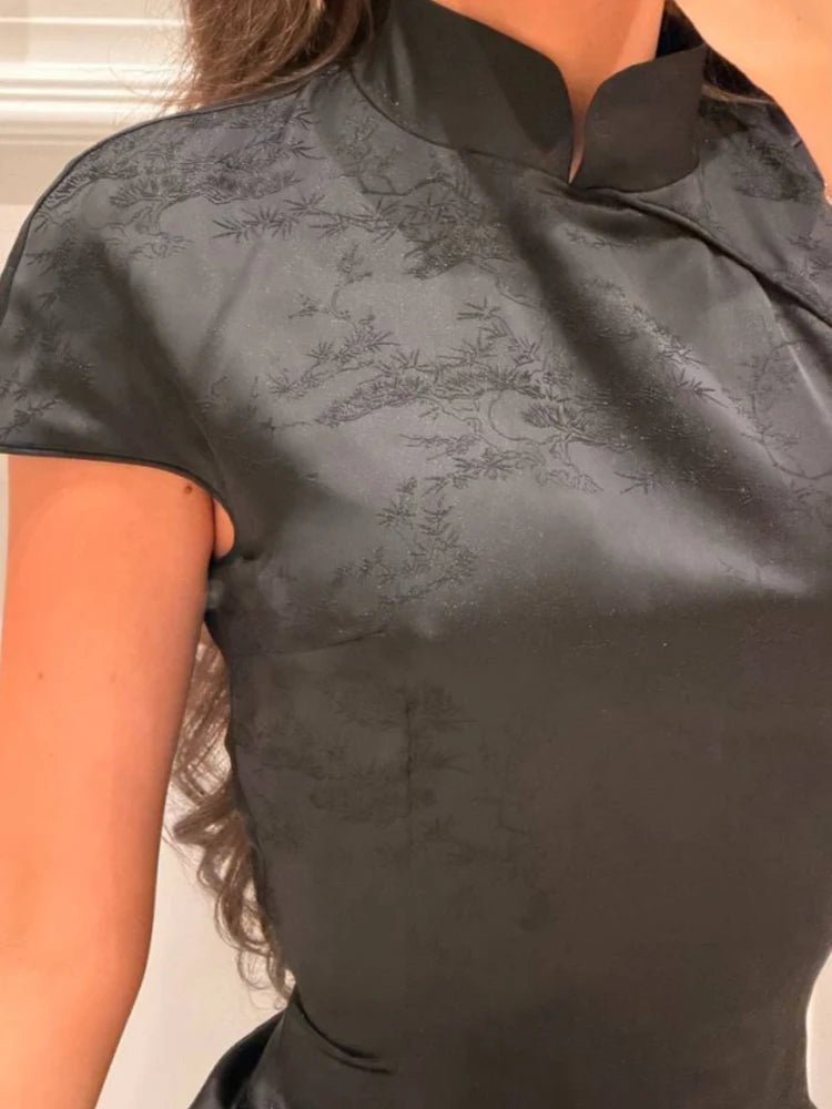 Talia satijnen jurk met kanten kraag