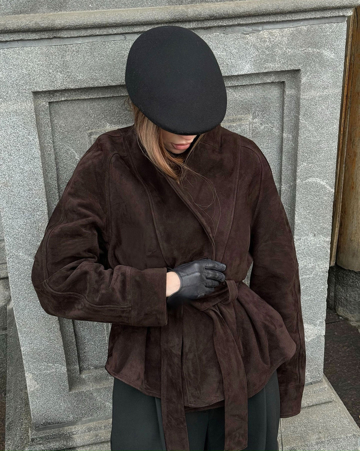 Teresa trenchcoat van suède met ceintuur