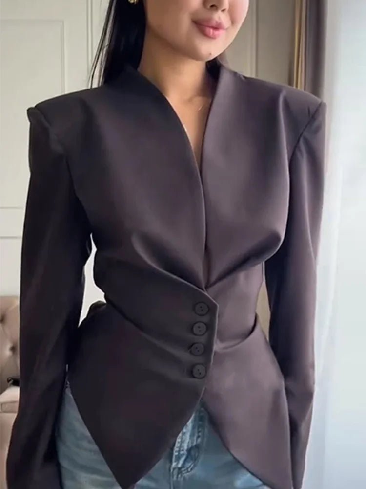 Tricia blazer met gestructureerde schouders en tailleaccent