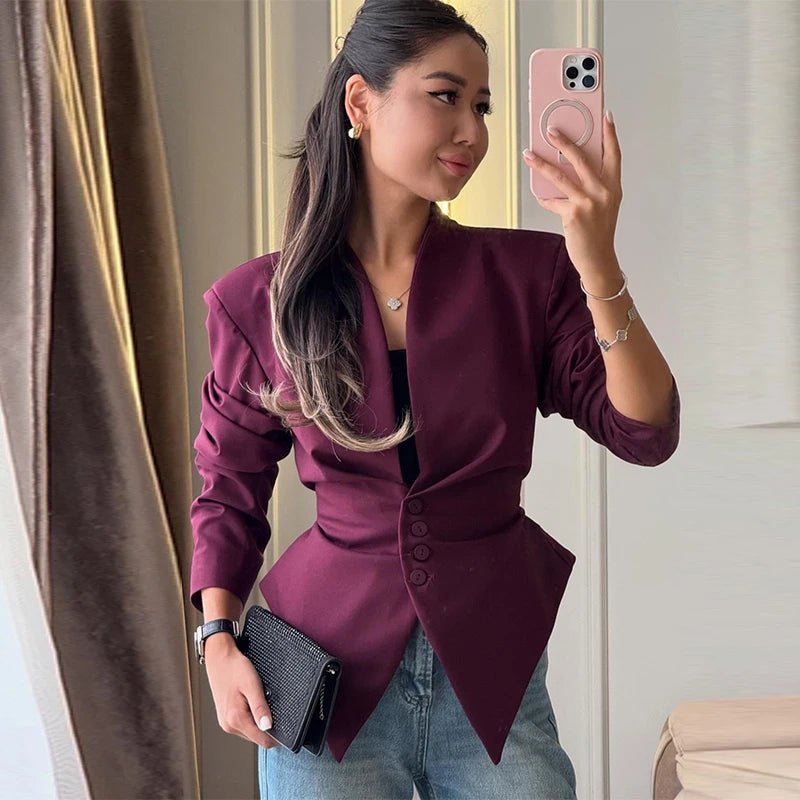 Tricia blazer met gestructureerde schouders en tailleaccent