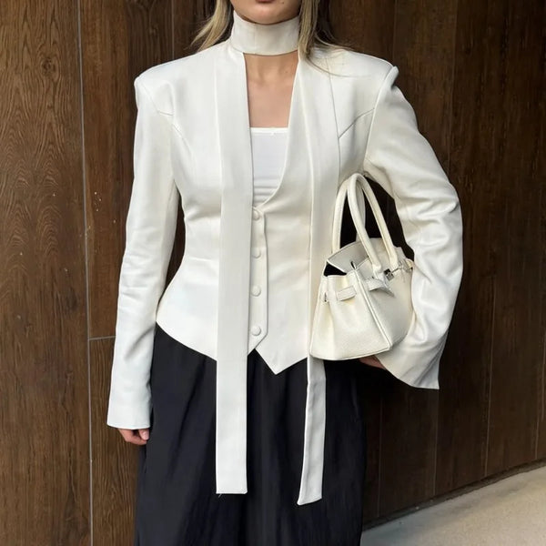 Blazer met V-hals en strik
