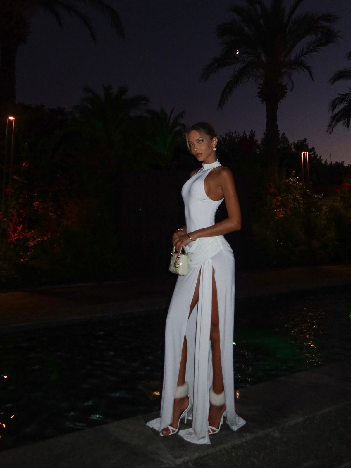 Winona maxi-jurk met hoge hals en split