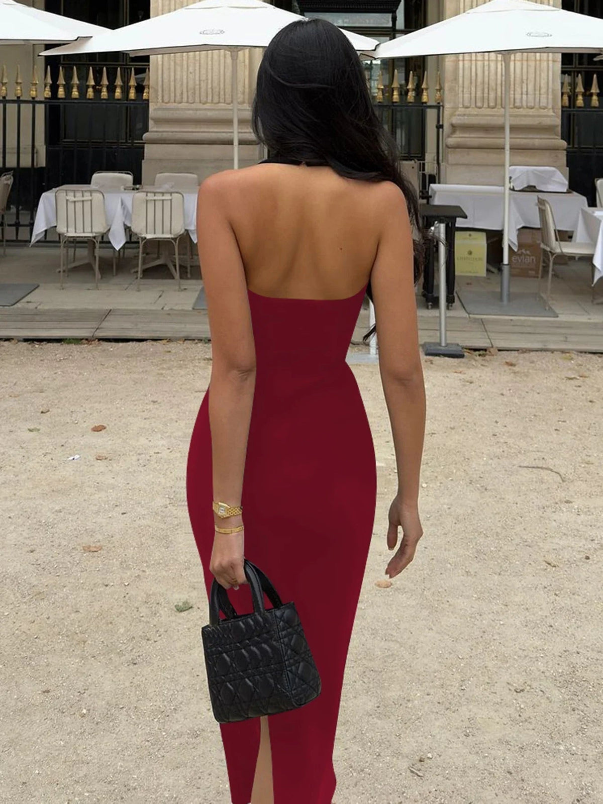 Yasmin nauwsluitende maxi-jurk met halternek